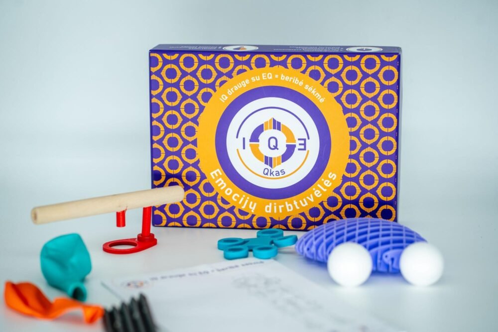 Emocijų kortelės padeda išjausti emocijas vaikams